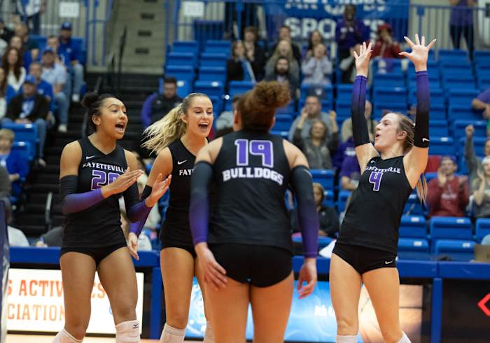 Fayetteville-Conway Volleyball Final__00023